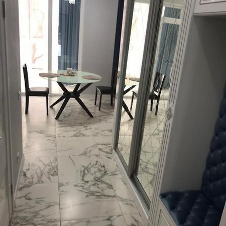 Люкс Апартаменты На Назарбаева Oral Exterior foto