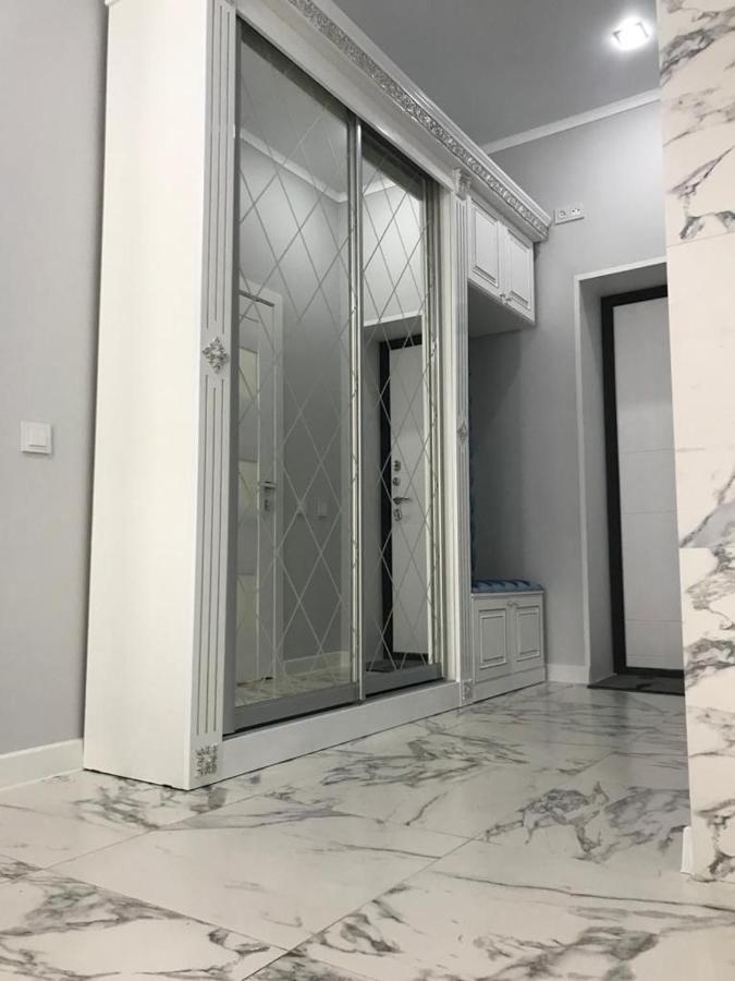 Люкс Апартаменты На Назарбаева Oral Exterior foto