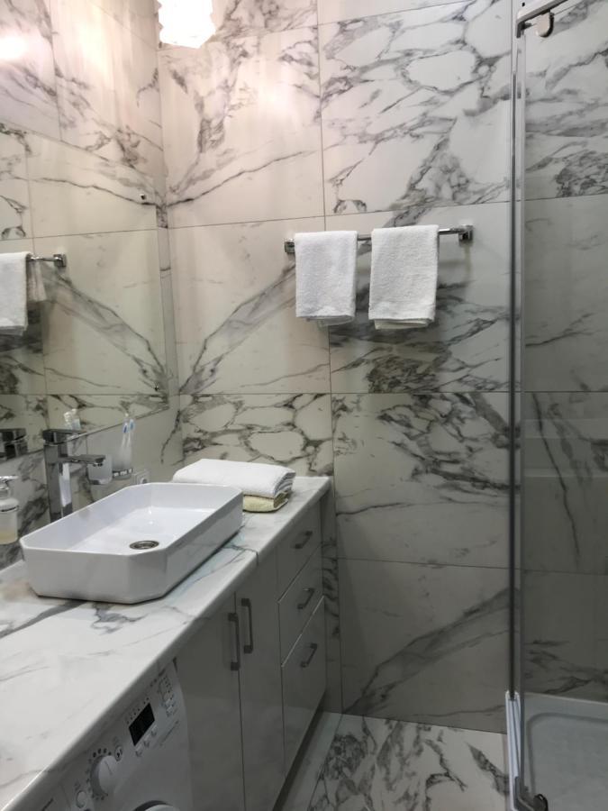 Люкс Апартаменты На Назарбаева Oral Exterior foto